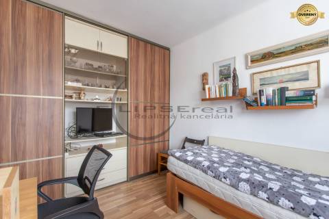  NA PRENÁJOM zariadená garsónka v Bratislave, Staré Mesto, Dunajská ul.