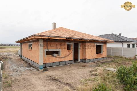  NA PREDAJ NOVOSTAVBA moderný 4-izbový rodinný dom v Zohore