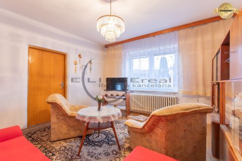  NA PREDAJ starší samostatný 4-izbový rodinný dom v obci Gajary